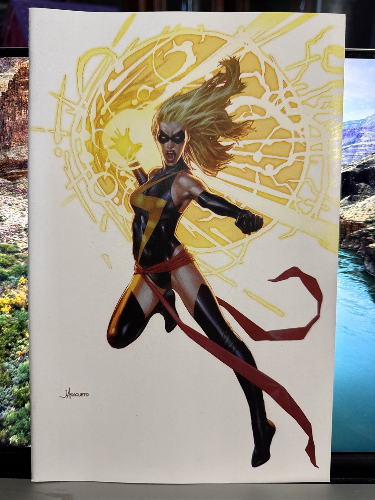 CAPTAIN MARVEL #1 NM JAY ANACLETO EXCLUSIVE VIRGIN VARIANT MARVEL COMICS