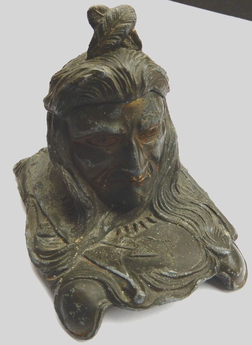 Antiqe 1800s-1900s Native American Indian Metal Inkwell.Heavy Antiqe 1800s-1900s Native American Indian Metal Inkwell.Heavy