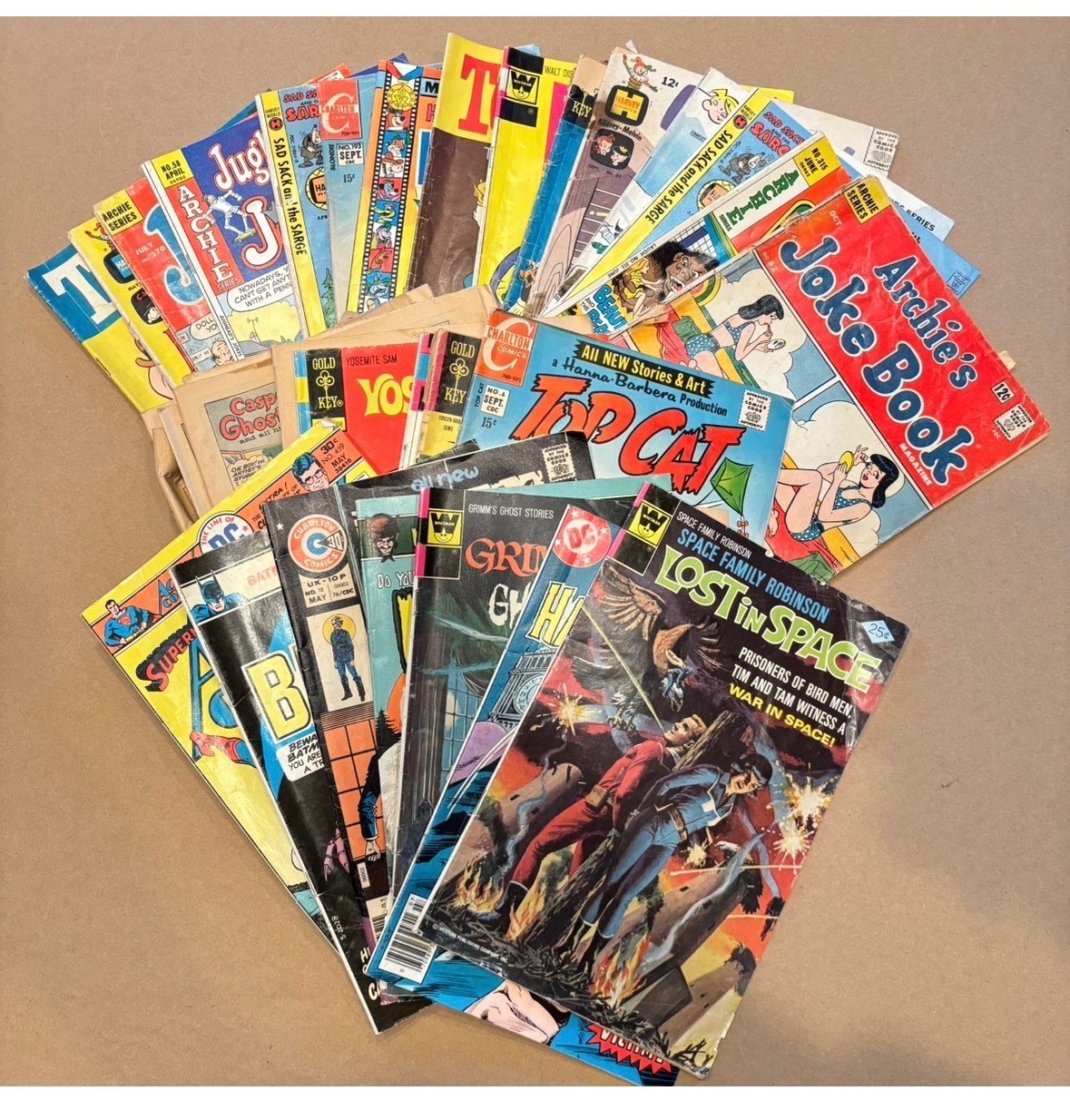 Vintage Comic Book Lot 32 Issues DC Marvel Disney Archie Harvey Mixed⁠