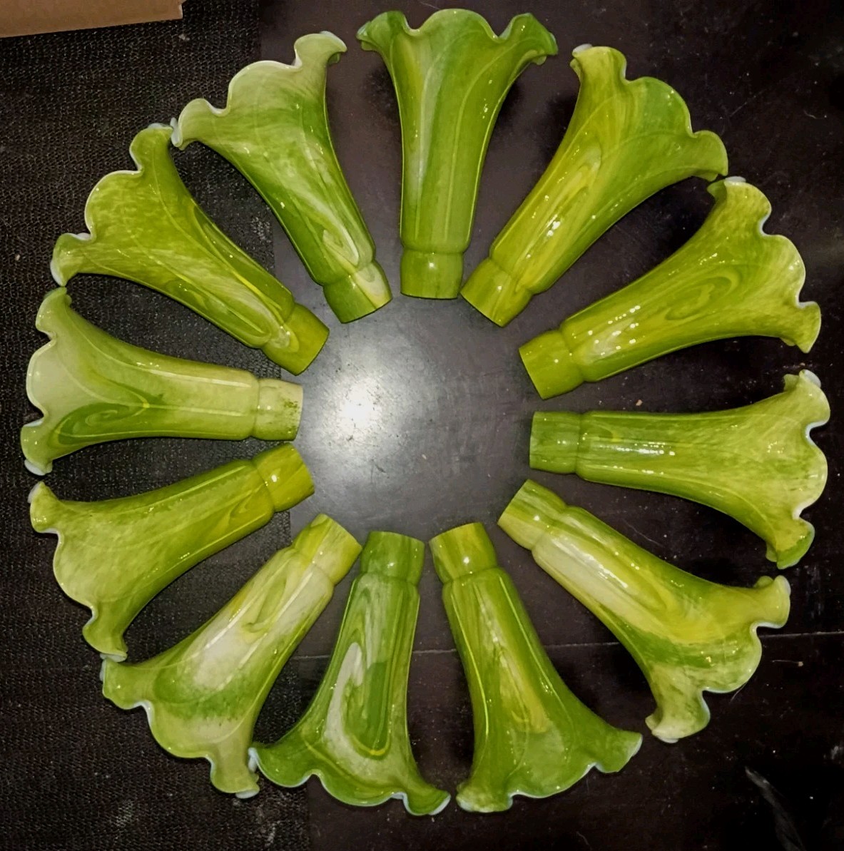 Set of 12 Vintage Green Slag Glass Tulip Lily Lamp Shades - Pristine