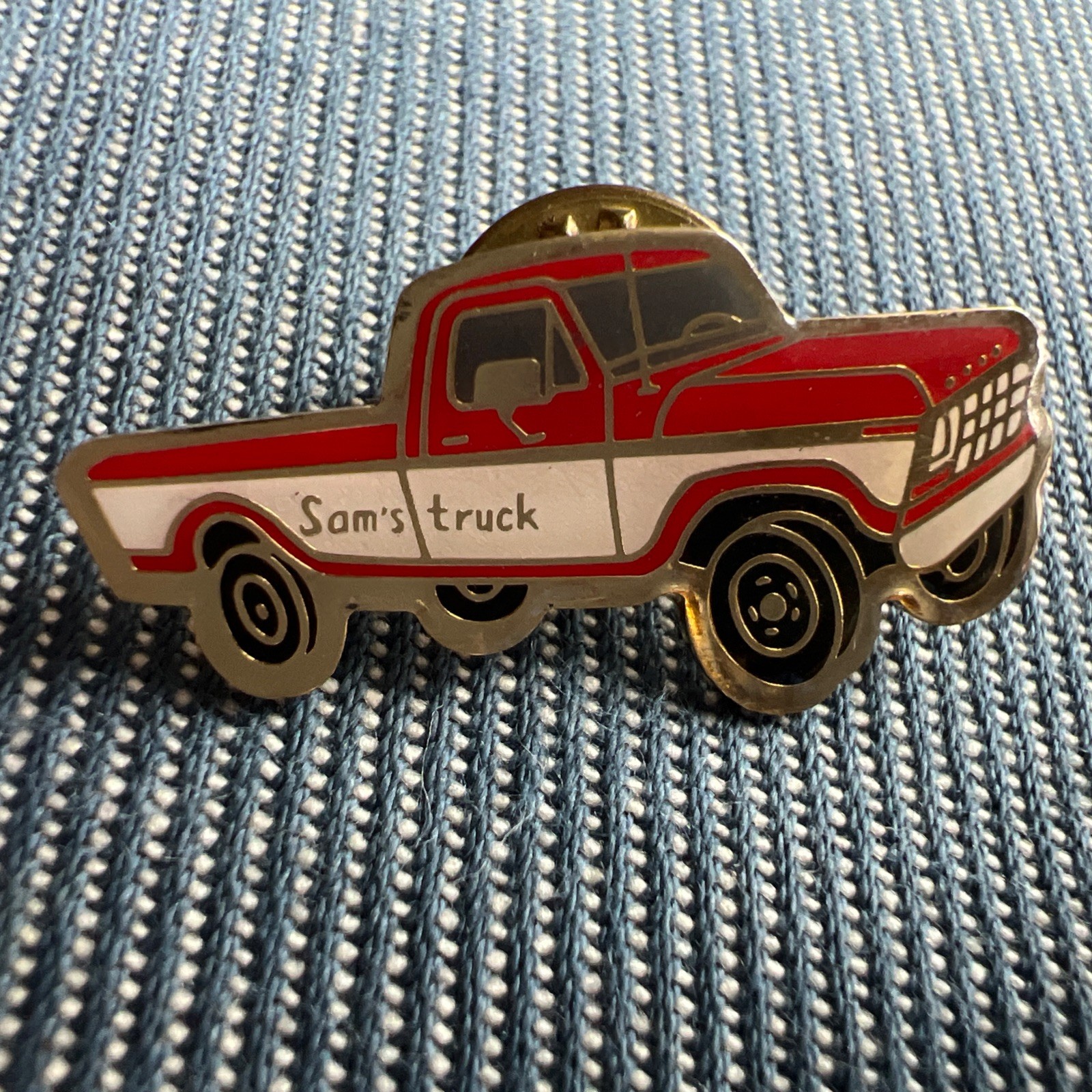 RARE Vtg Walmart Associate Employee Lapel Pin - Sam\'s Truck Red White Pickup