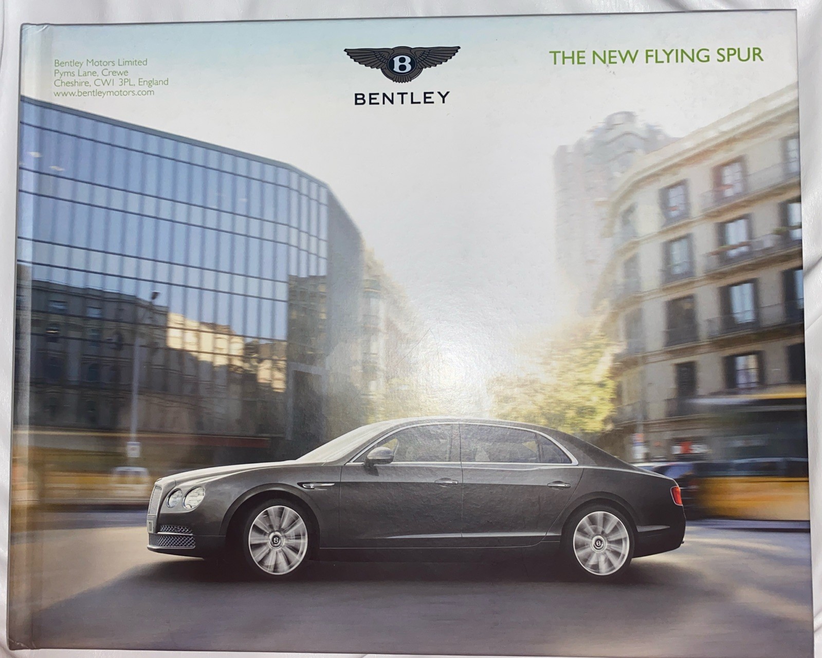 2013 BENTLEY THE NEW FLYING SPUR HARDCOVER BROCHURE