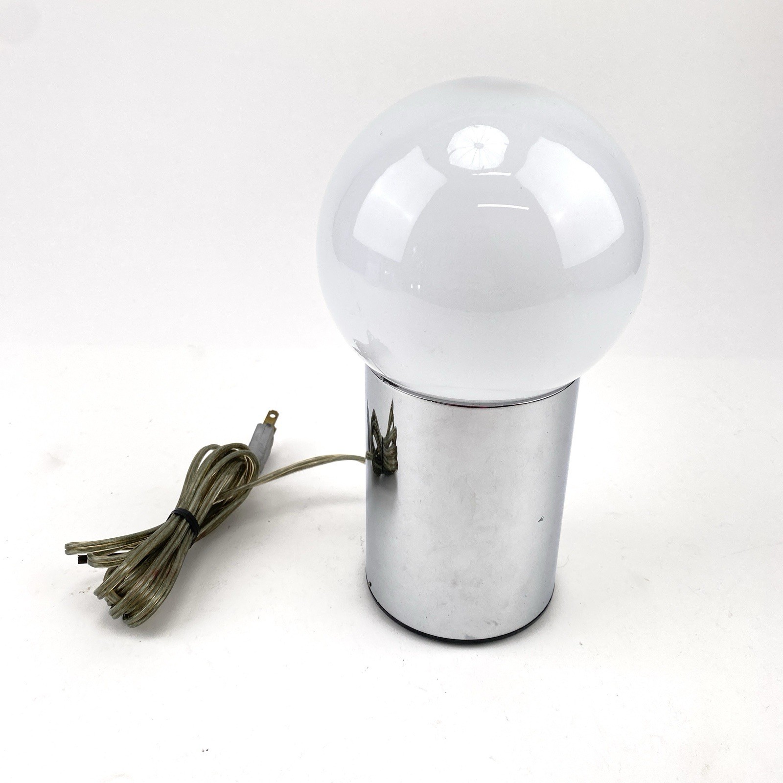 Vtg Touch Lite Underwriters Lab Space Age MCM White Orb 9\