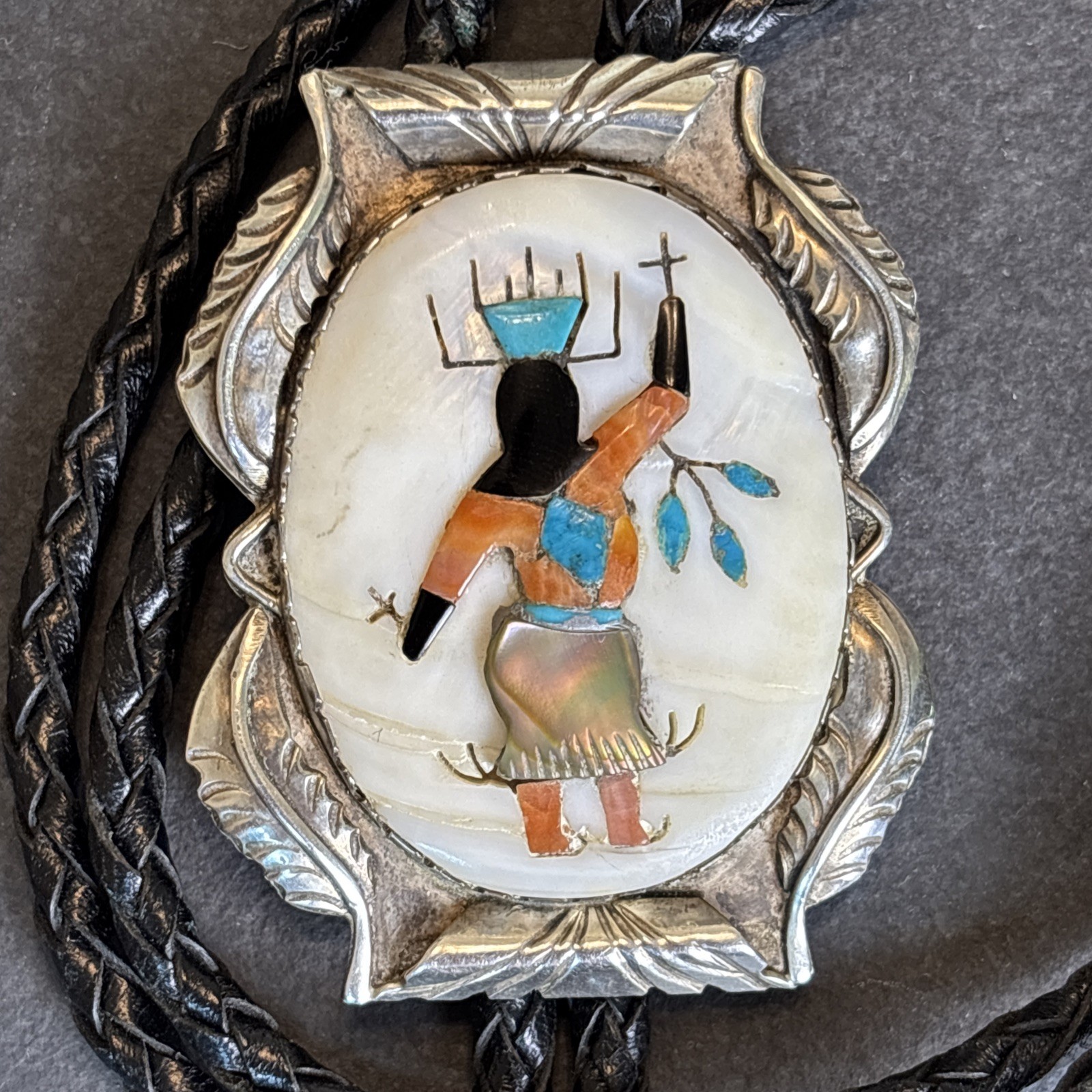 CHESTER MAHOOTY Zuni Attr Apache Gahn Dancer Bolo Turquoise Inlay Trader’s Code
