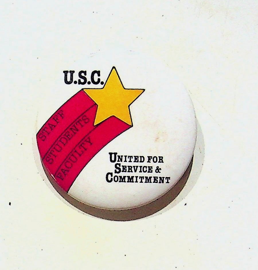 Vtg U.S.C. United Service Commitment Pinback Button Staff Students