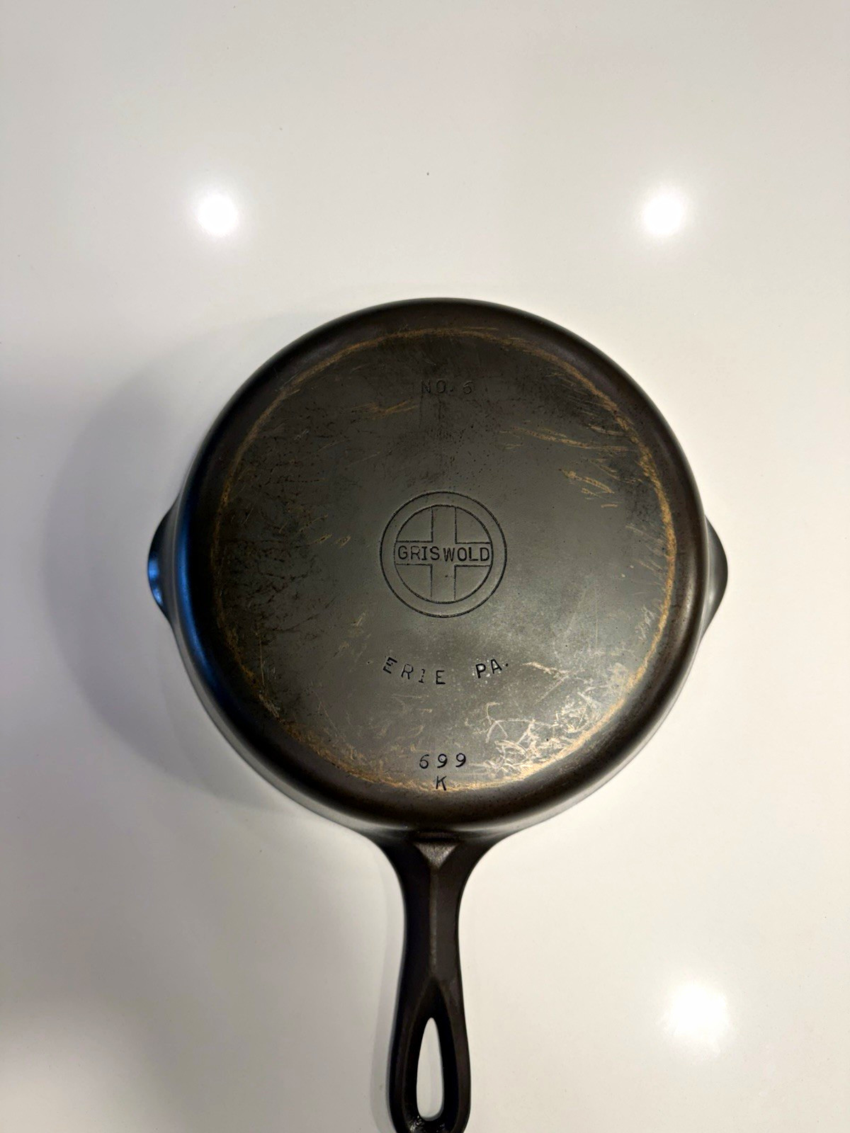 Vintage Griswold No. 6 Cast Iron Skillet 699 K Erie PA Small Logo