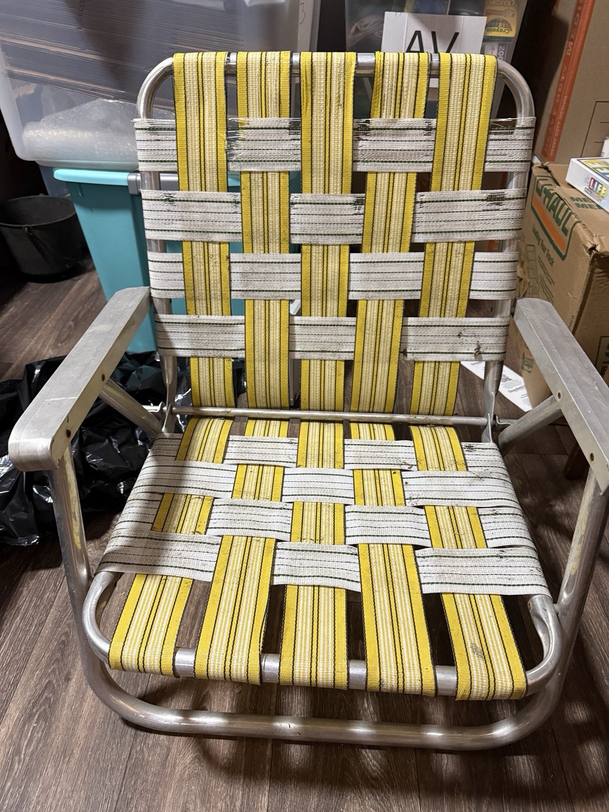 Vintage yellow Webbed Aluminum Folding Lawn Chair Low Vintage yellow Webbed Aluminum Folding Lawn Chair Low
