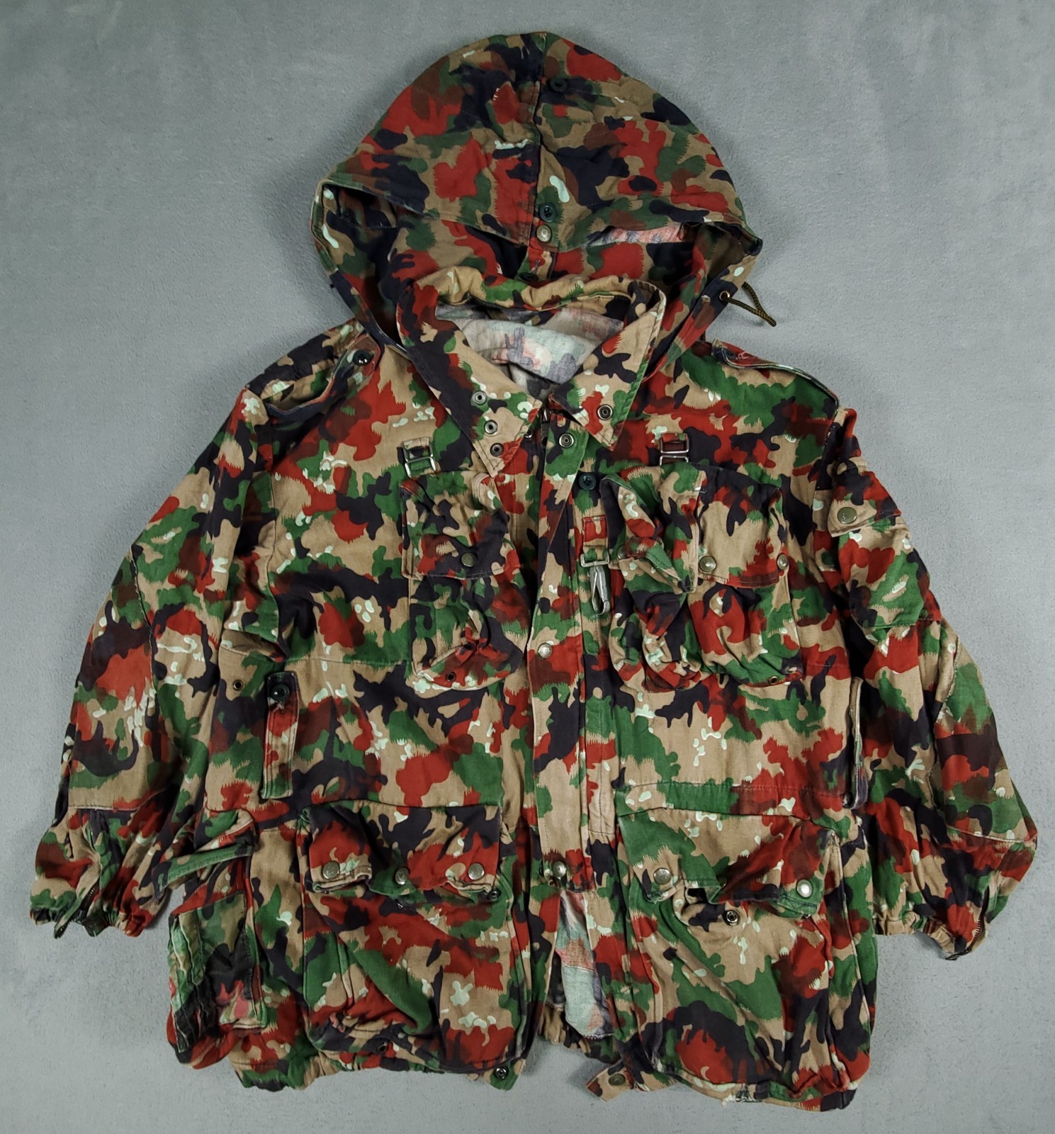 Vintage 1971 Swiss Army M70 Alpenflage Camo Parka Mens 60/XXL Hooded Face Veil Vintage 1971 Swiss Army M70 Alpenflage Camo Parka Mens 60/XXL Hooded Face Veil