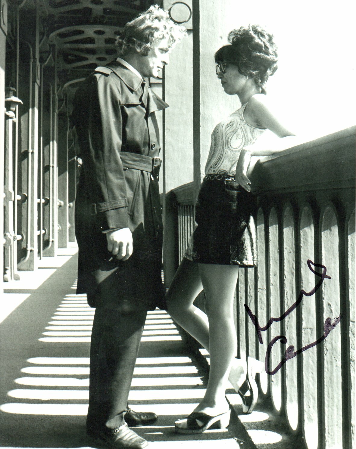 Sir Michael Caine  Film Actor  Signed Photo 10 x 8 