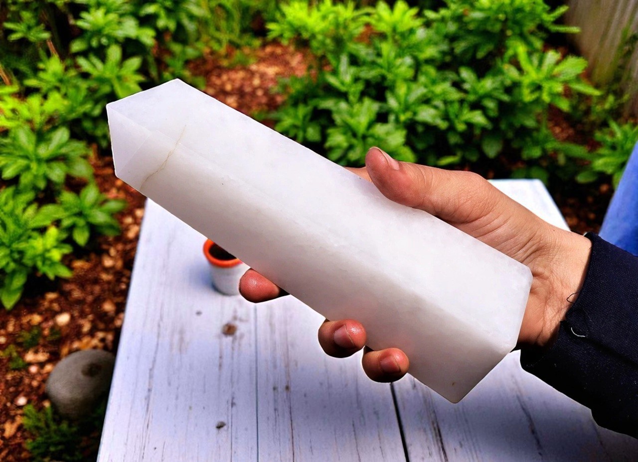 HUGE 205MM Natural Petalite Quartz 4-Sided Crystal Tower Meditation Stone Point