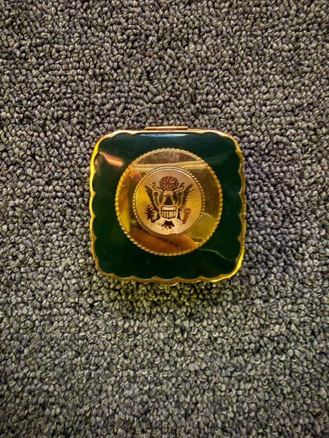 Vintage Presidential Seal Compact Mirror