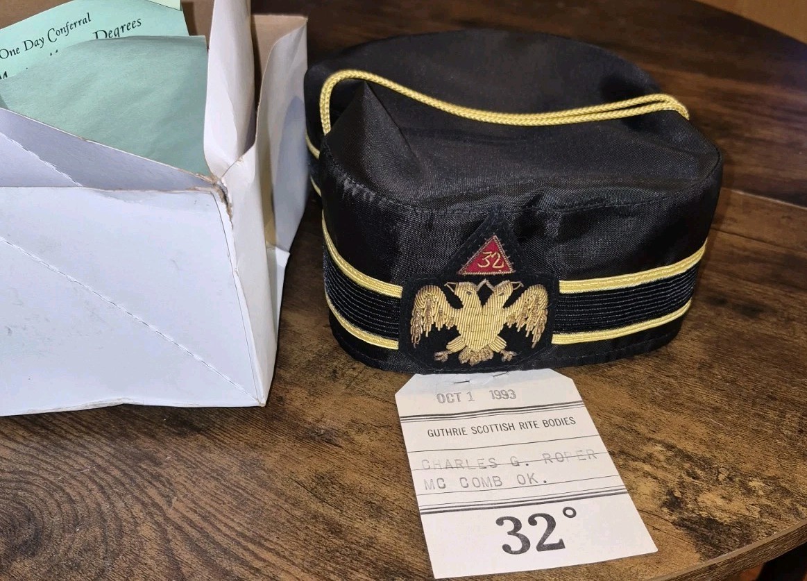 VINTAGE 32ND DEGREE FREEMASON\'S PILLBOX HAT - SIZE 7 5/8- SCOTTISH RITE