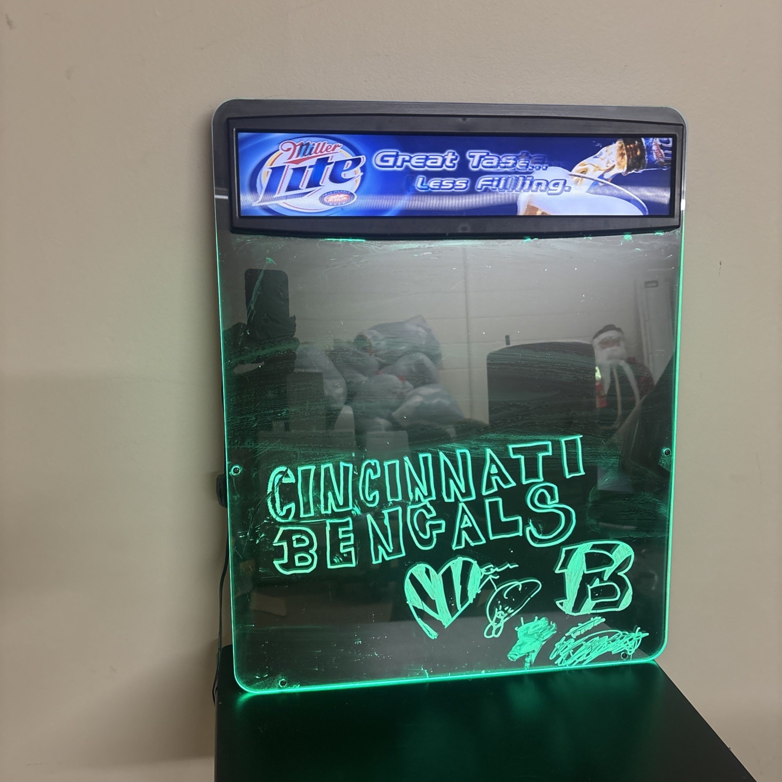 Lighted Menu Board Miller LIGHT Dry Erase 19 x 24 Bar Advertising Man Cave As Is