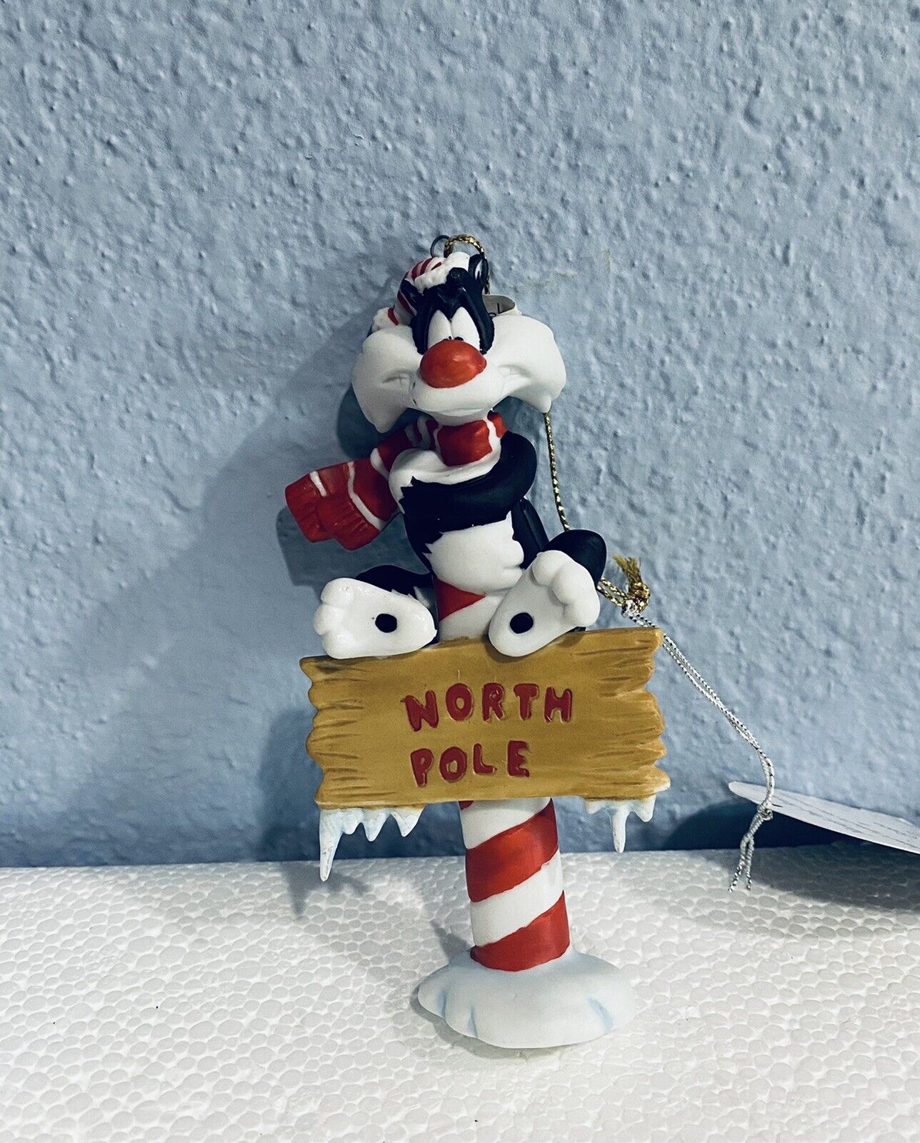 Goebel Looney Tunes North Pole Bound Sylvester Ornament Porcelain Vtg