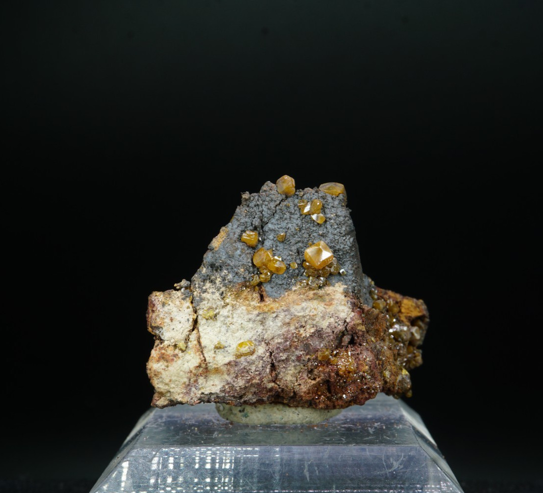 Wulfenite & Descloizite / 230' Level, Glove Mine, Arizona / Mineral Crystal Spec