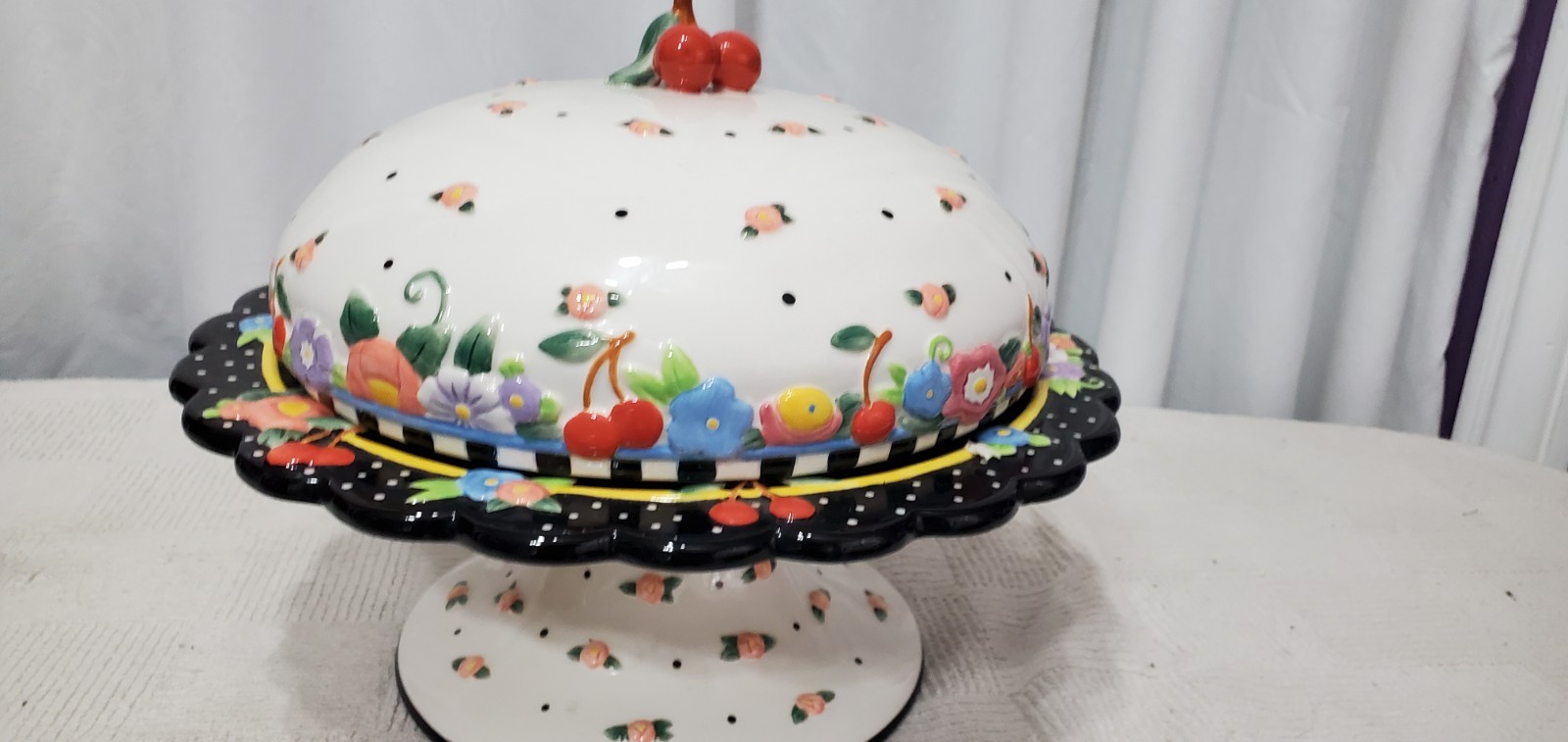 MARY ENGELBREIT PEDESTAL CAKE PLATE/COVER  COTTAGE HOSTESS COLLECTION RARE FIND