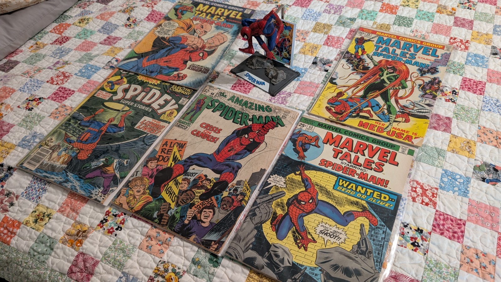 The Amazing Spider-Man #68  PLUS other vintage comics and statue.
