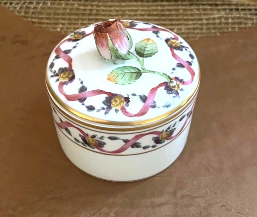 Richard Ginori Rapallo Small china Trinket box vintage
