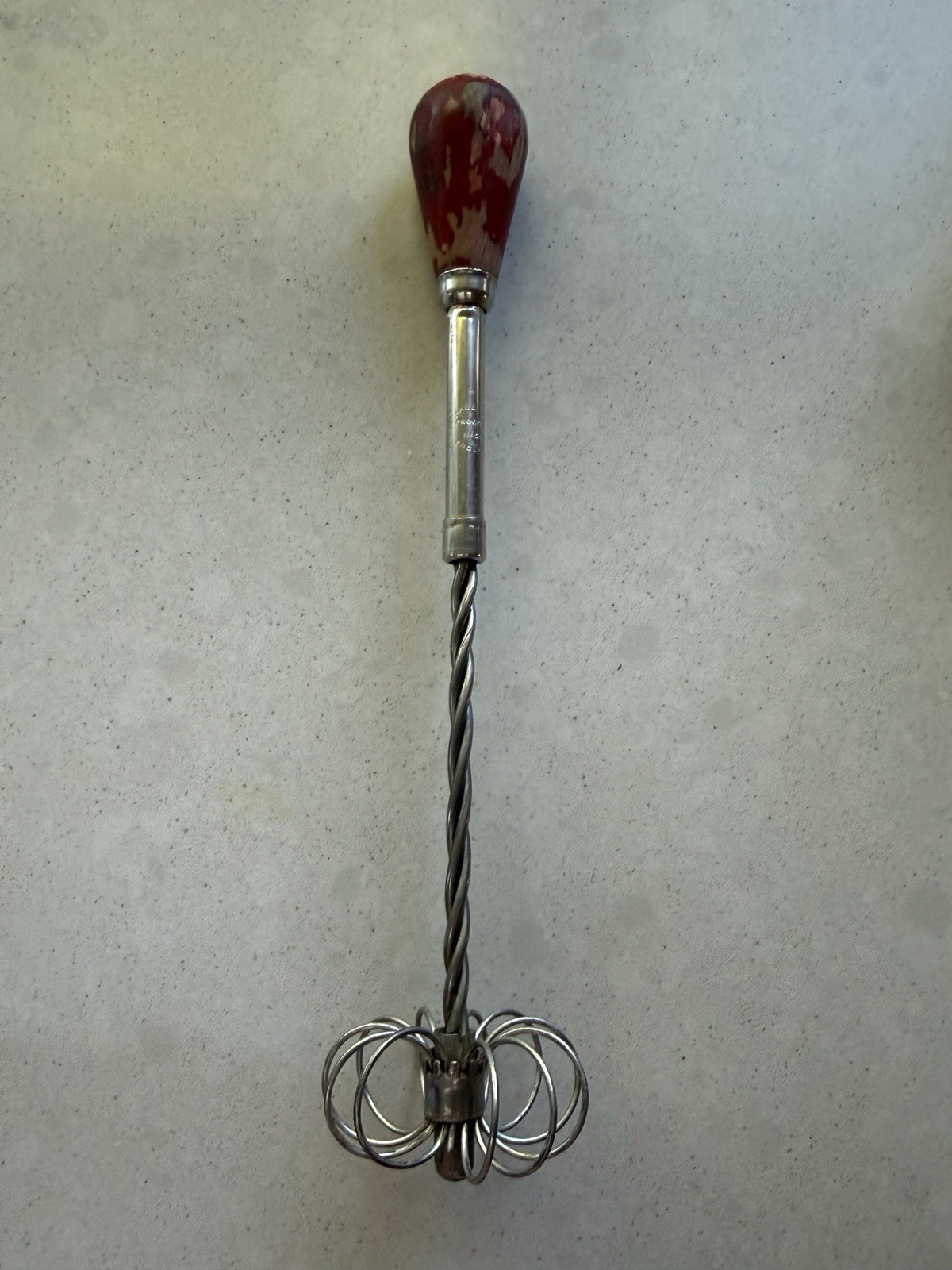 Antique 1930s English Mechanical Push Whisk Egg Beater Red Wood Handle WORKS