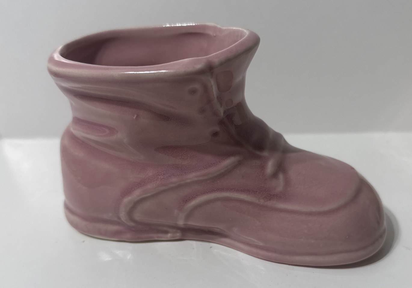 VTG Ceramic PINK baby shoe art pottery planter unmarked