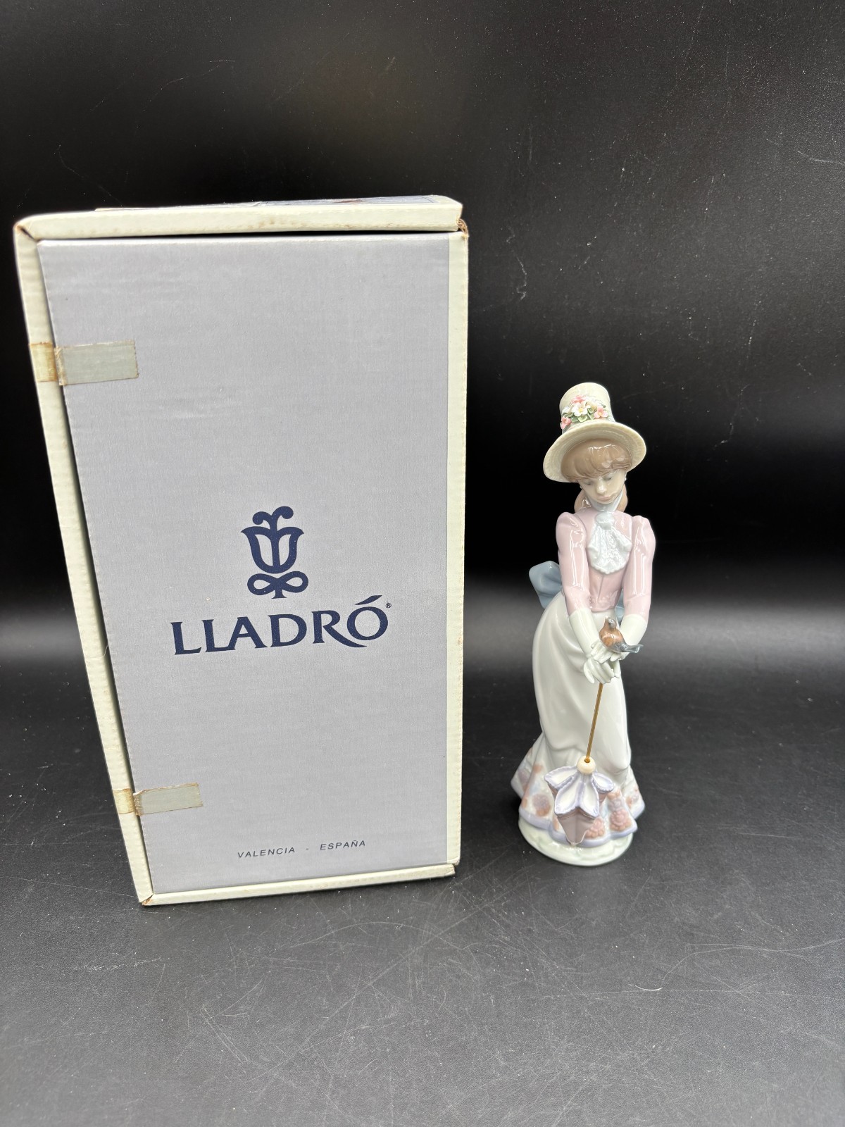 Lladro Porcelain Figurine \