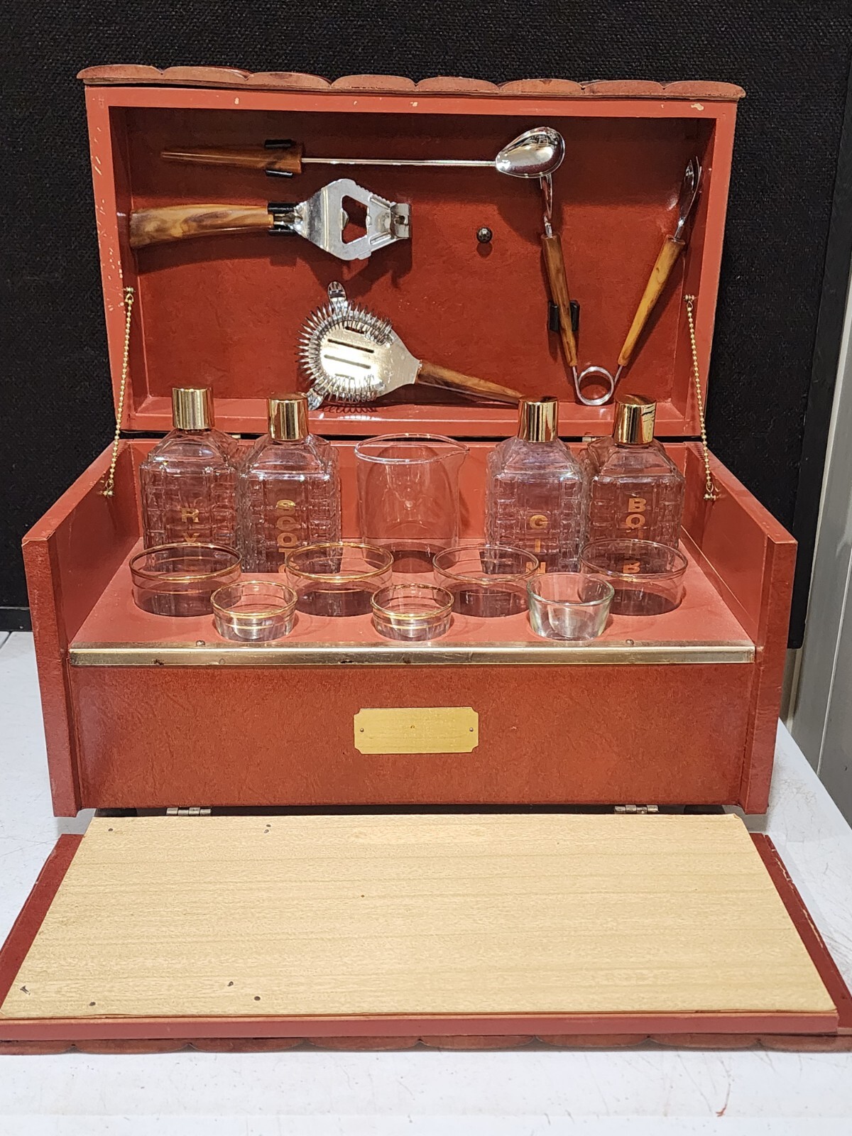 Vintage Faux Books Hidden Wood Bookshelf Mini Bar Glass Japan Walnut 16 Pieces