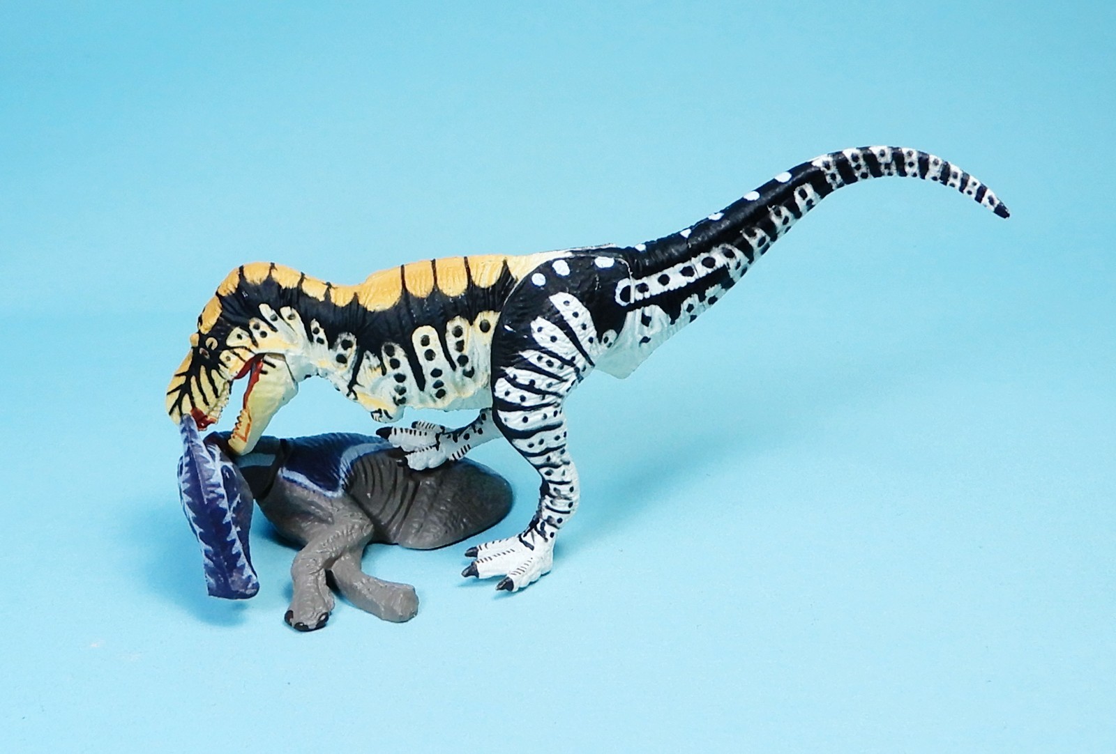 Kaiyodo UHA dinosaur Dinotales Part 4 Chase Secret white Tarbosaurus mini figure