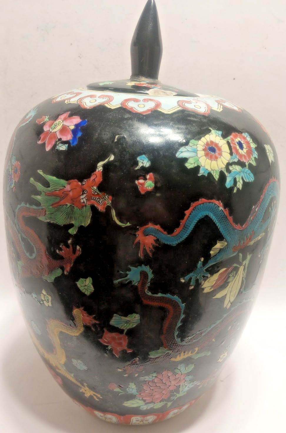 BLACK VINTAGE DRAGON VASE, CHINESE TEMPLE JAR, GINGER JAR Hand Painted 13