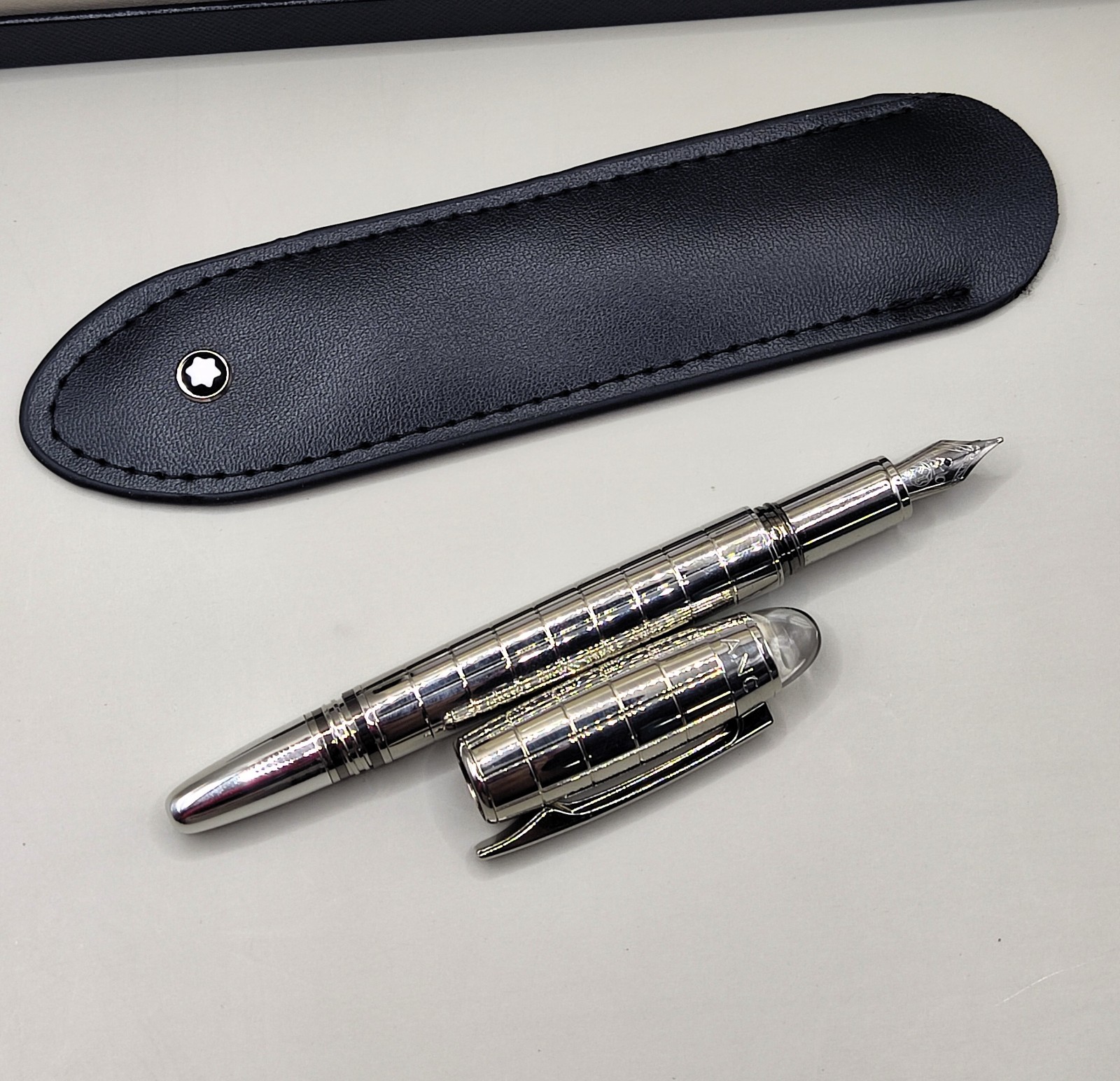 COMBO* Montblanc Meisterstuck Special Edition Fountain Pen With Box and Pouch