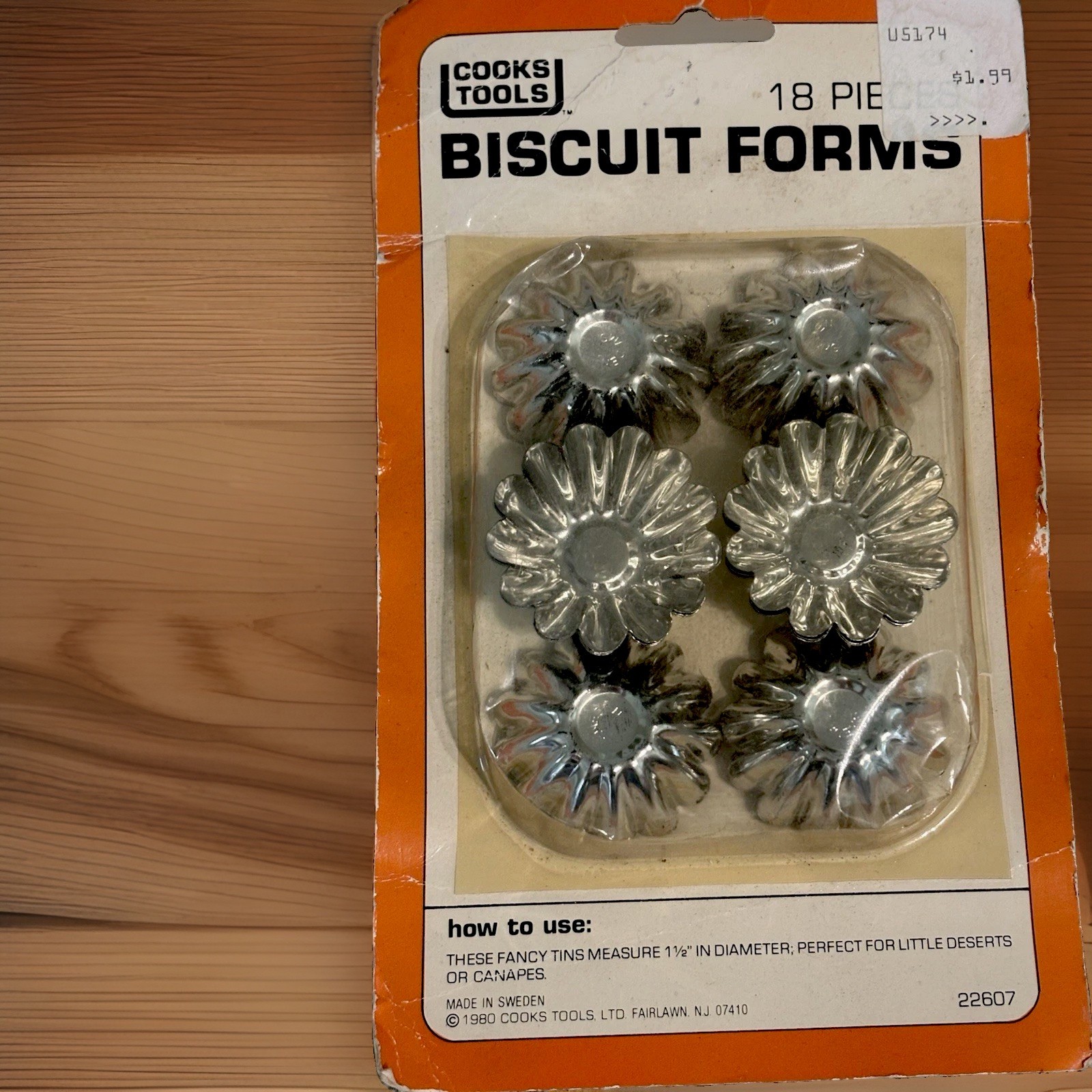 Vintage Cooks Tools Biscuit Forms 18 Piece 1980 Original Packaging Dessert Molds