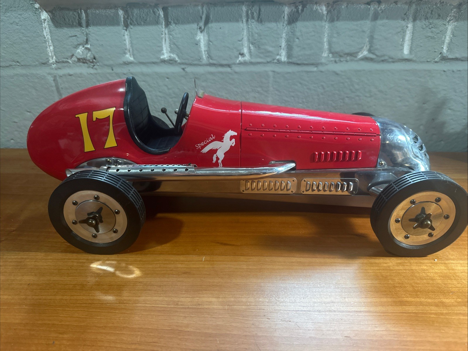 Authentic Models BB KORN Red 1930”s Tether Car Model #17-Excellent