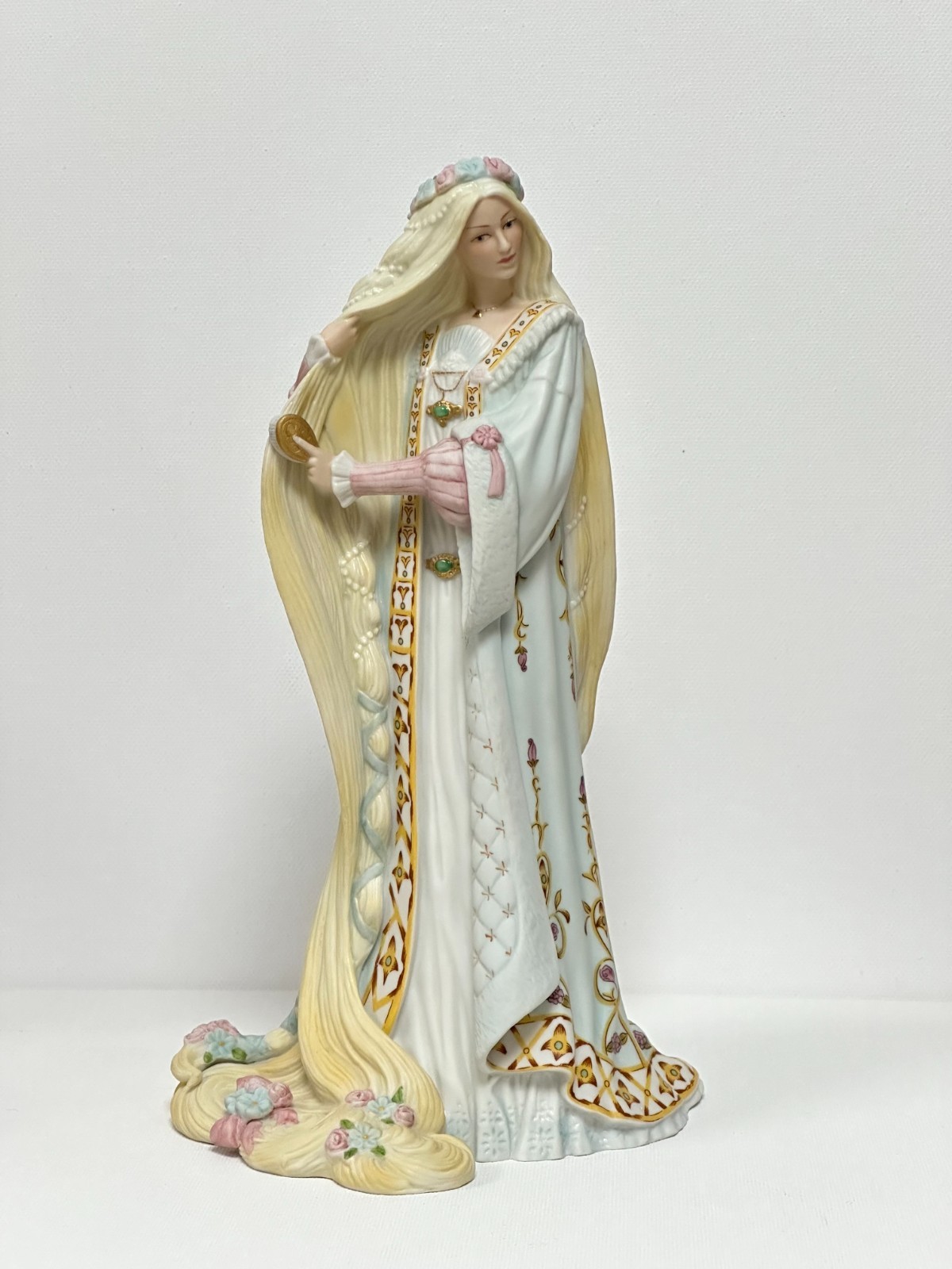 Lenox The Legendary Princess Collection Rapunzel Figurine Fine Porcelain Lenox The Legendary Princess Collection Rapunzel Figurine Fine Porcelain