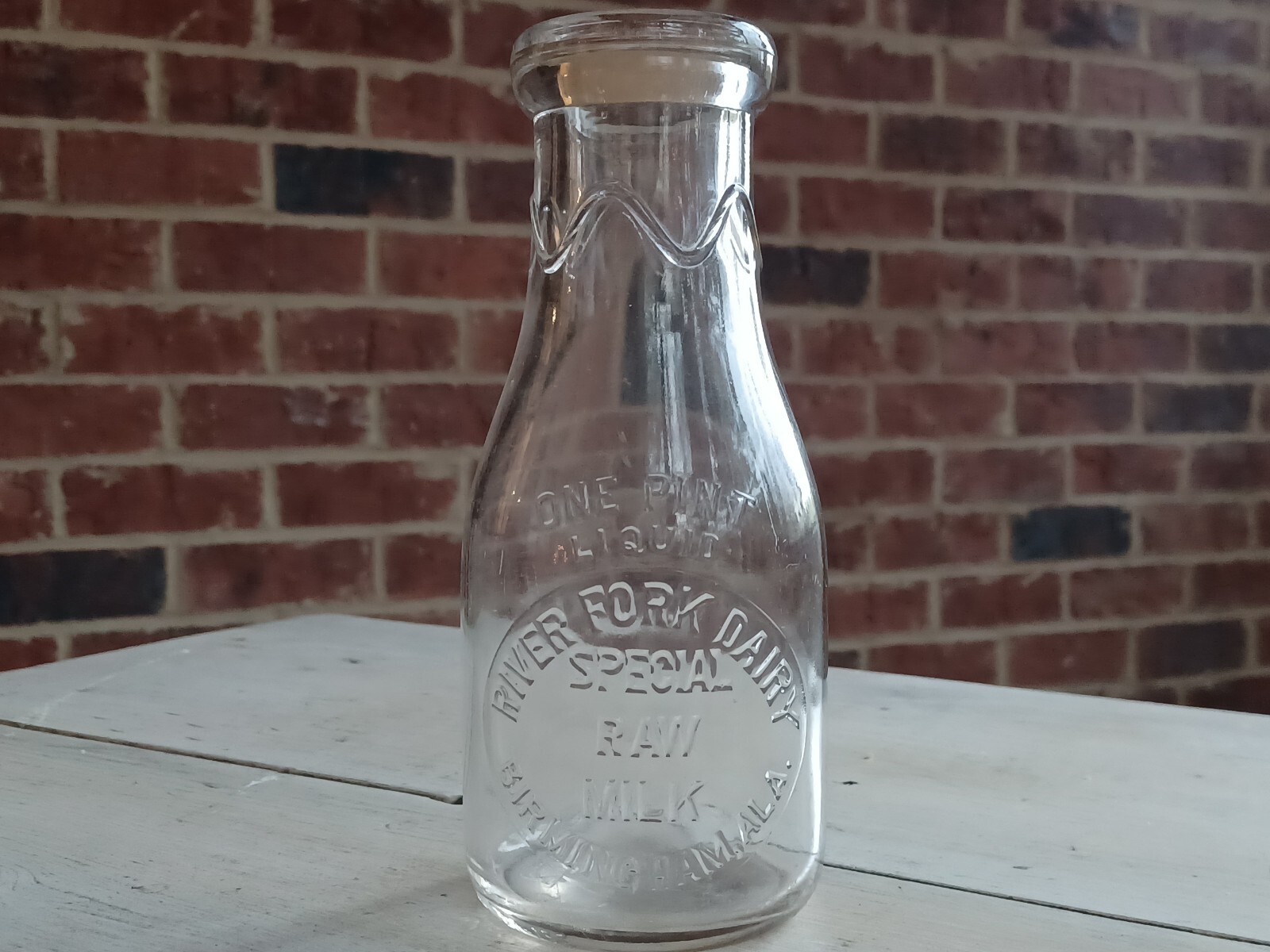 SCARCE Vintage RIVER FORK DAIRY Birmingham ALABAMA AL Half Pint MILK BOTTLE