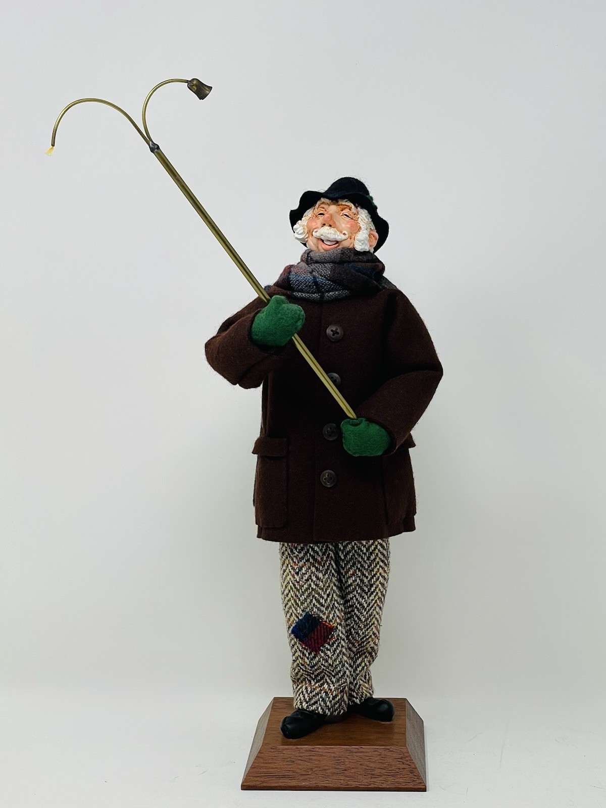Simpich Character Doll LAMPLIGHTER 2000 Carolers Collection 12.5” EUC