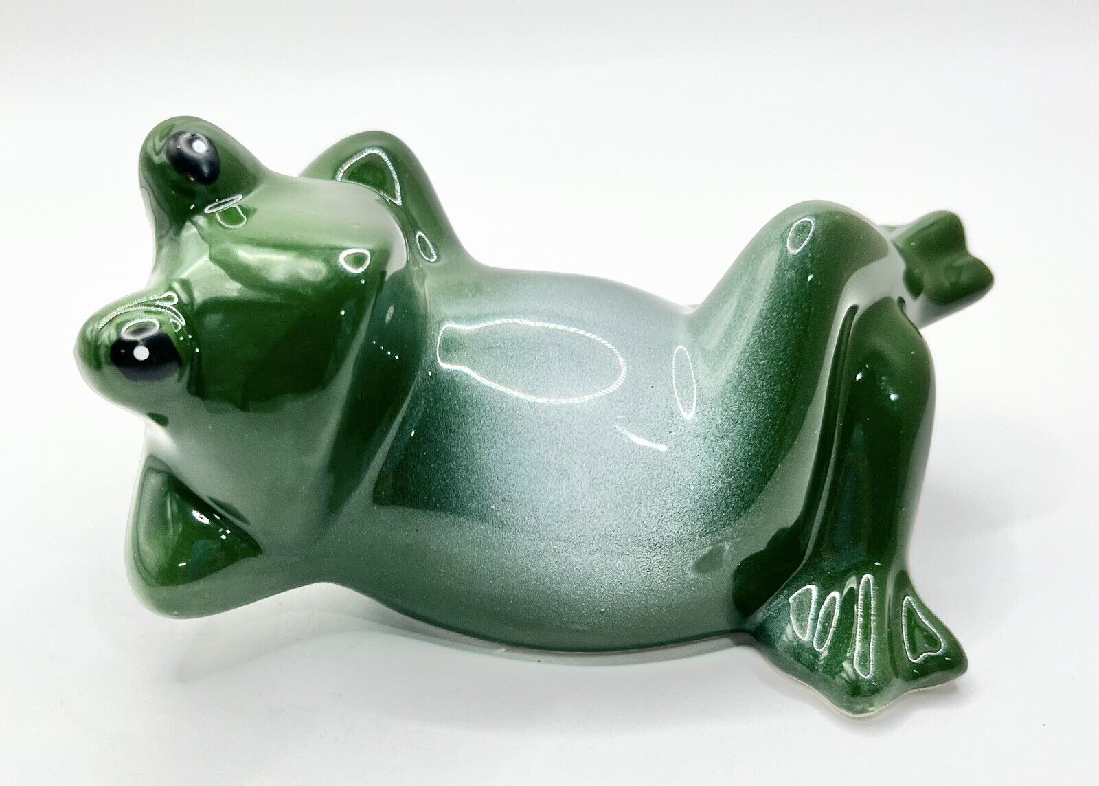 Ceramic Green Garden Frog Figurine Laying Lounging 4” Long