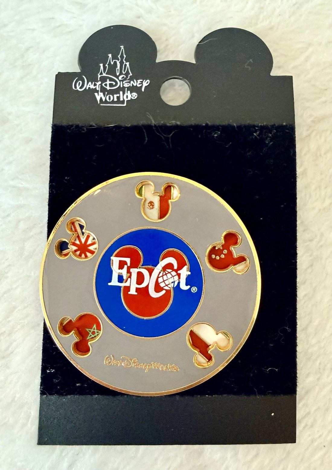 Disney Walt Disney World EPCOT World Showcase Spinner Pin 2011