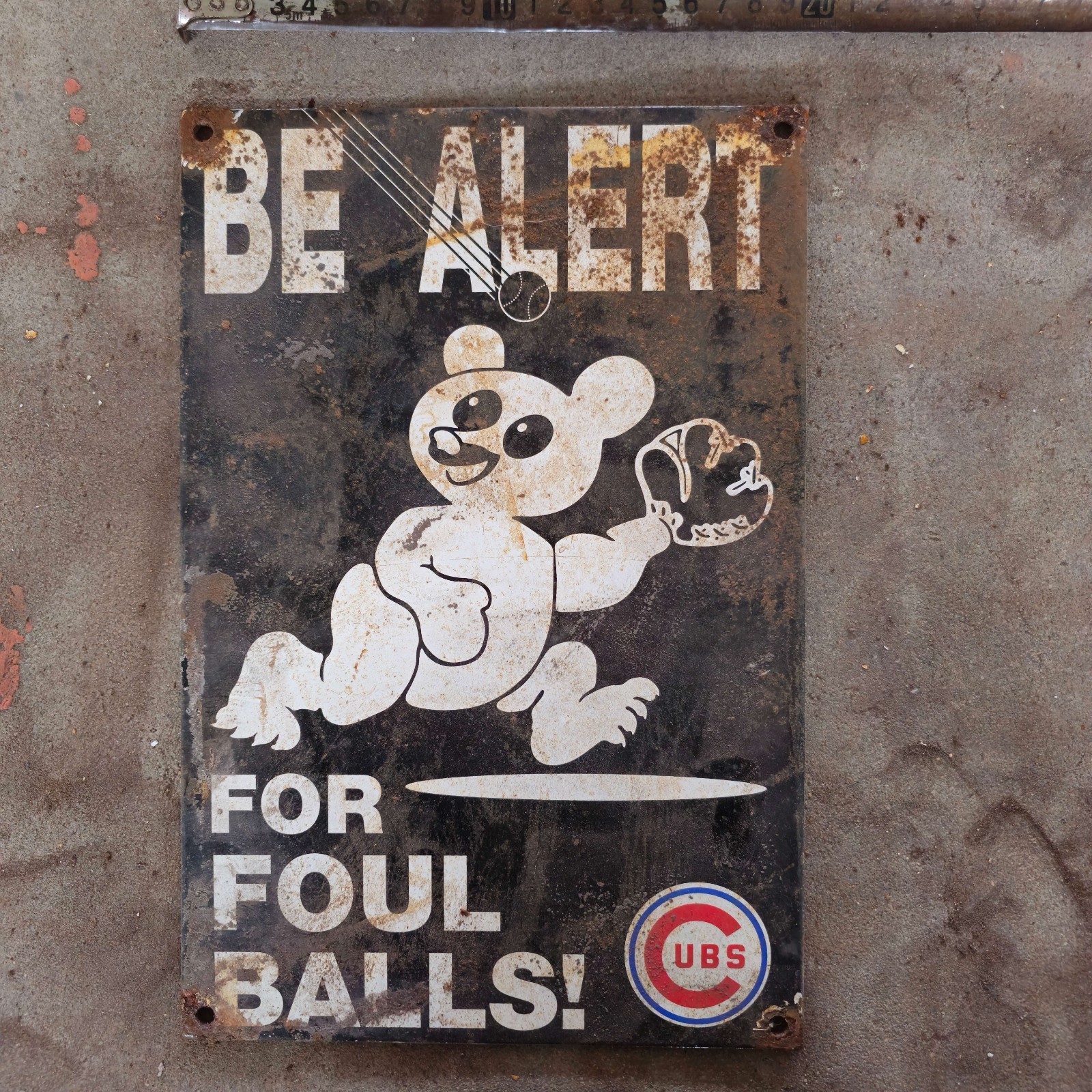 VINTAGE BE ALERT UBS BEAR OLD US GASOLINE OIL GAS PUMP ENAMEL PORCELAIN SIGN