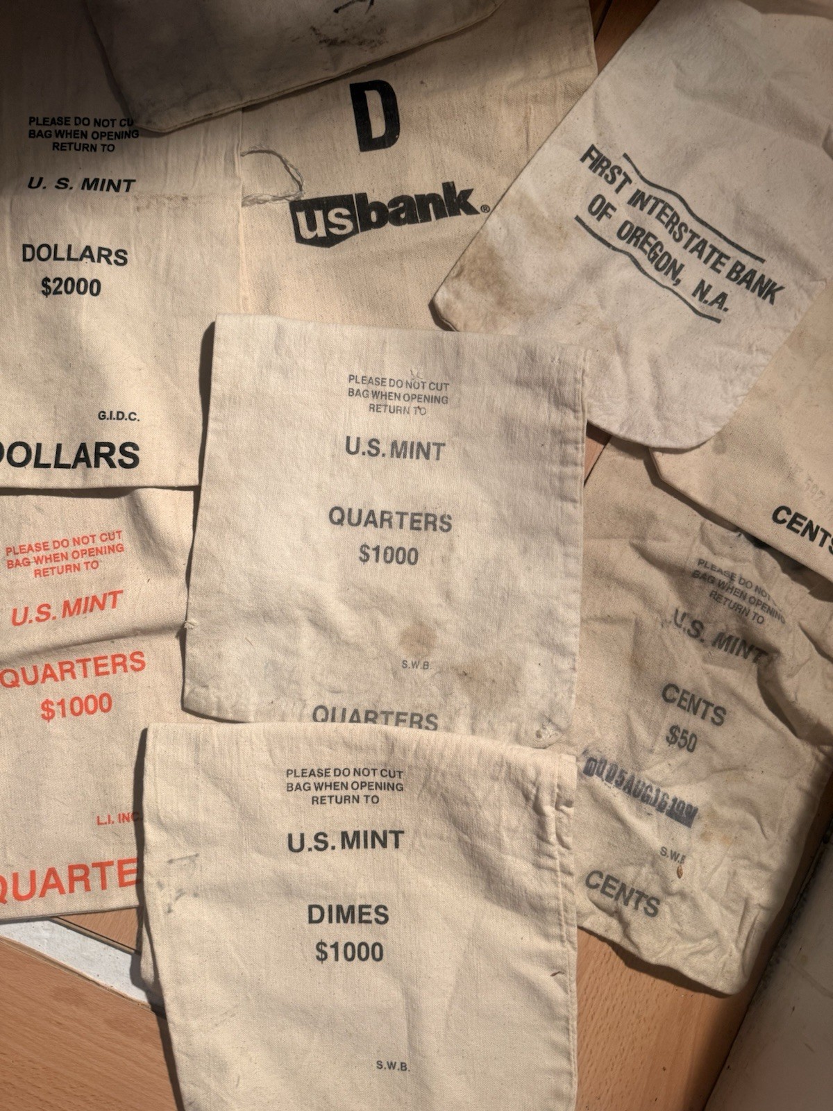 Vintage Canvas Bank Deposit Bags Lot w/ U.S. Mint - Banking & Insurance