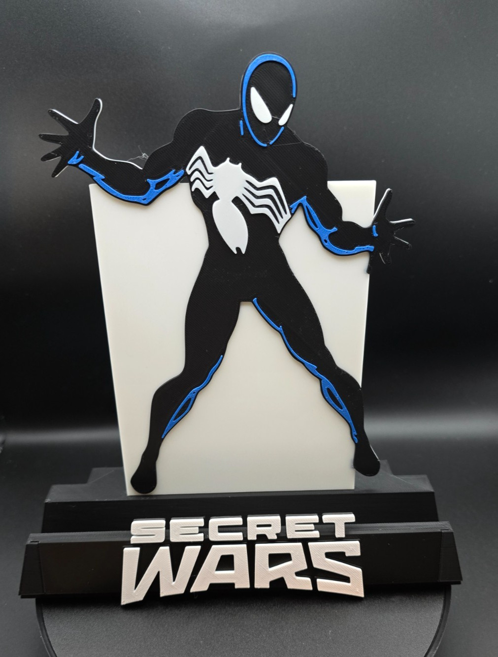 Marvel - Secret Wars - Comic Book Display Stand CGC, CBCS, Non-Graded Comics
