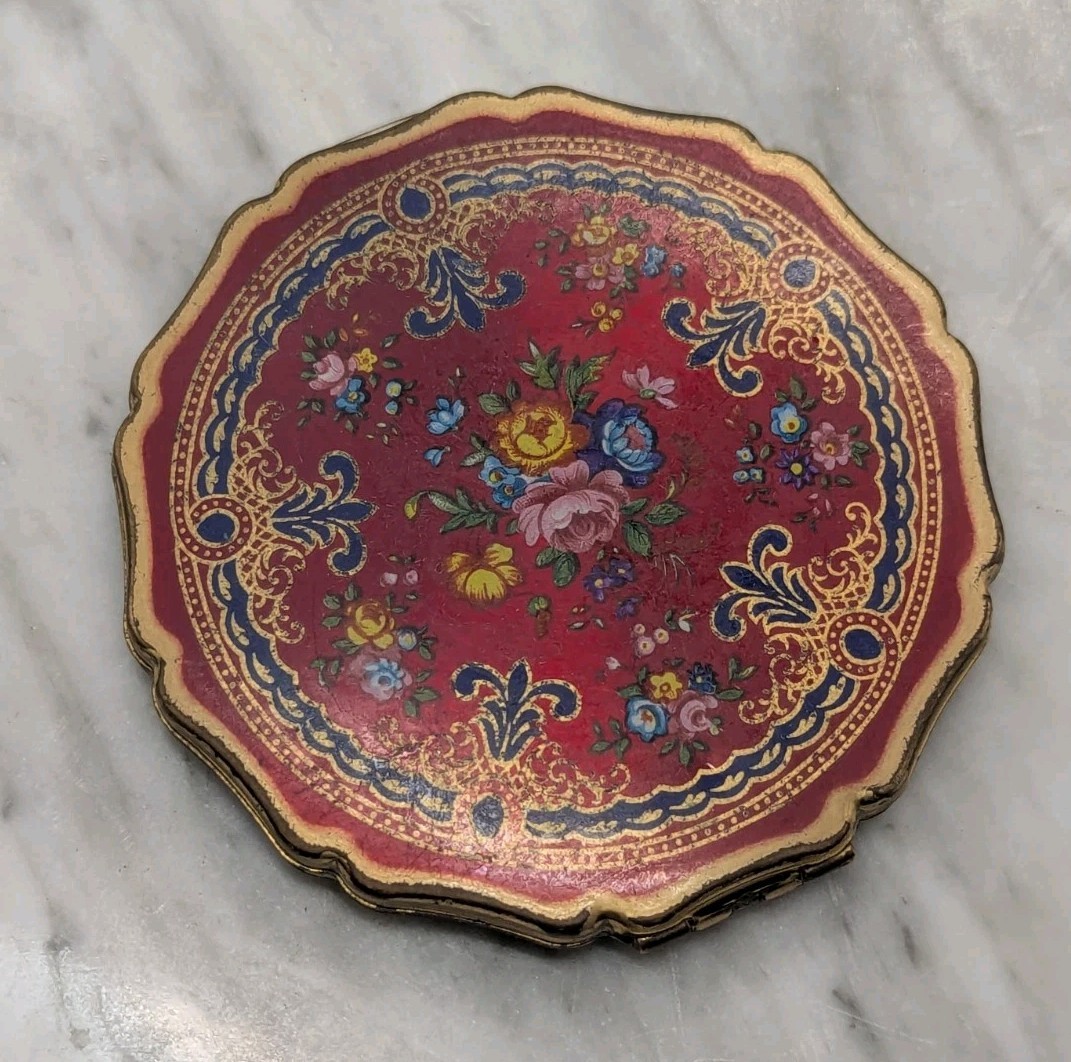 Vintage Stratton England Convertible Powder Compact Red Floral Gold Tone Vintage Stratton England Convertible Powder Compact Red Floral Gold Tone