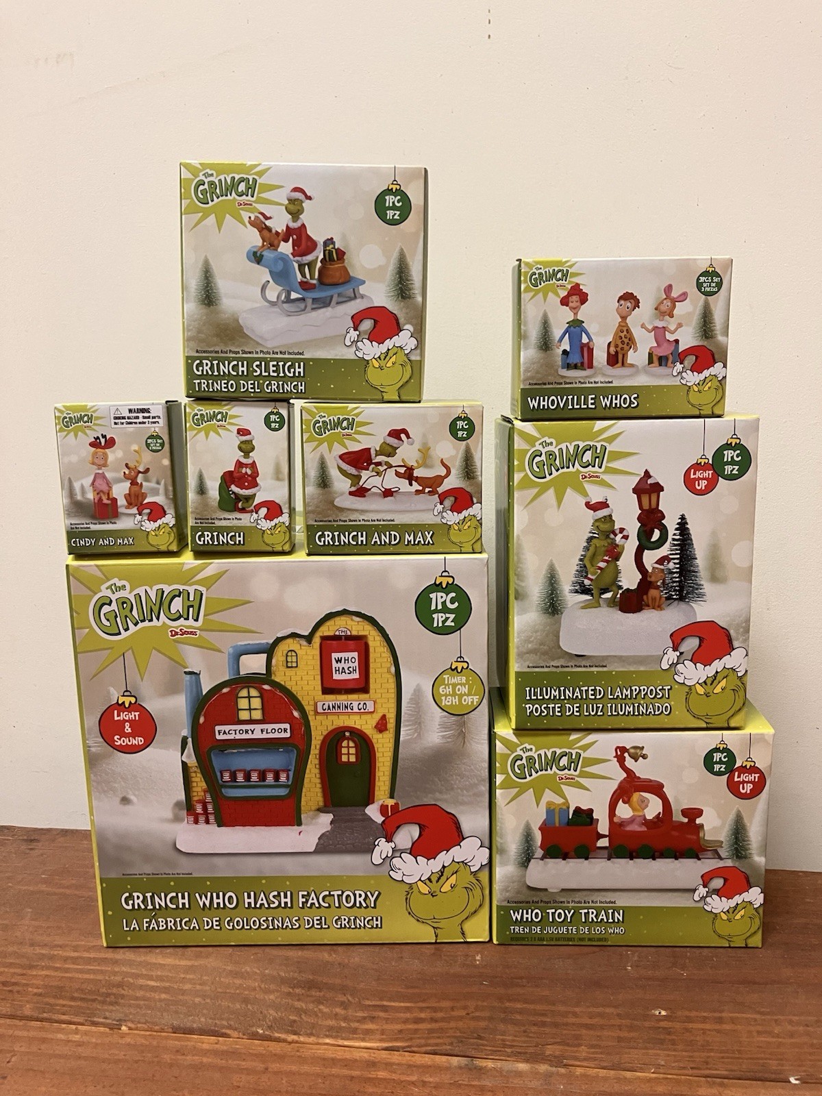 2026 Dr. Seuss GRINCH Christmas Village LOT Of 8 Train Sleigh Whoville Whos Hash