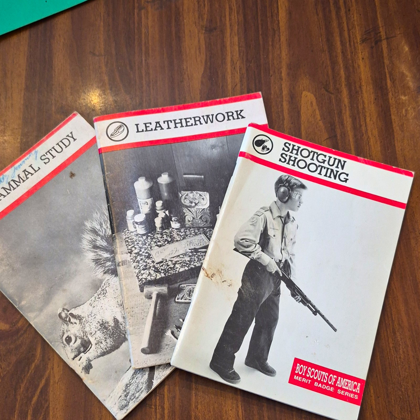1980 vintage boy scouts merit badge manuals lot animal study leatherwork shotgun
