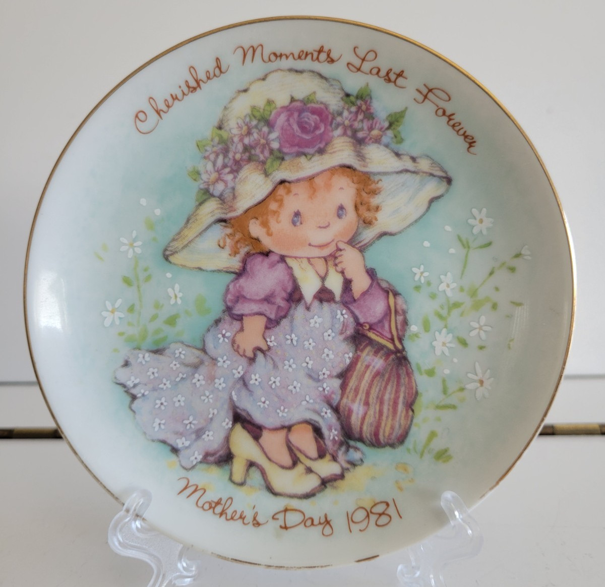 AVON MOTHERS DAY PLATE 1981 CHERISHED MOMENTS LAST FOREVER 5 INCHES