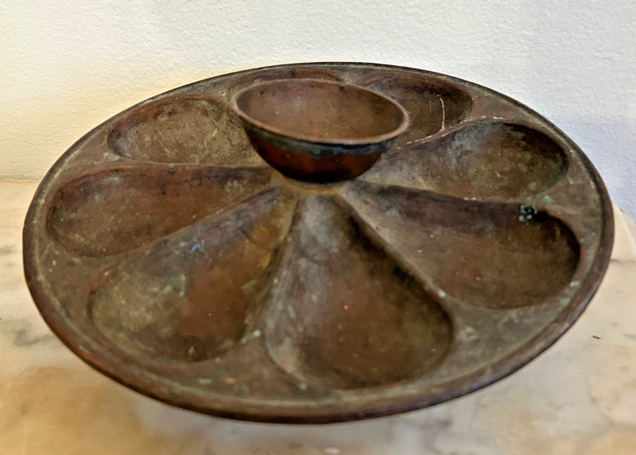 antique cast iron Cobbler NAIL CUP divided tray vtg caddy lazy susan rotating