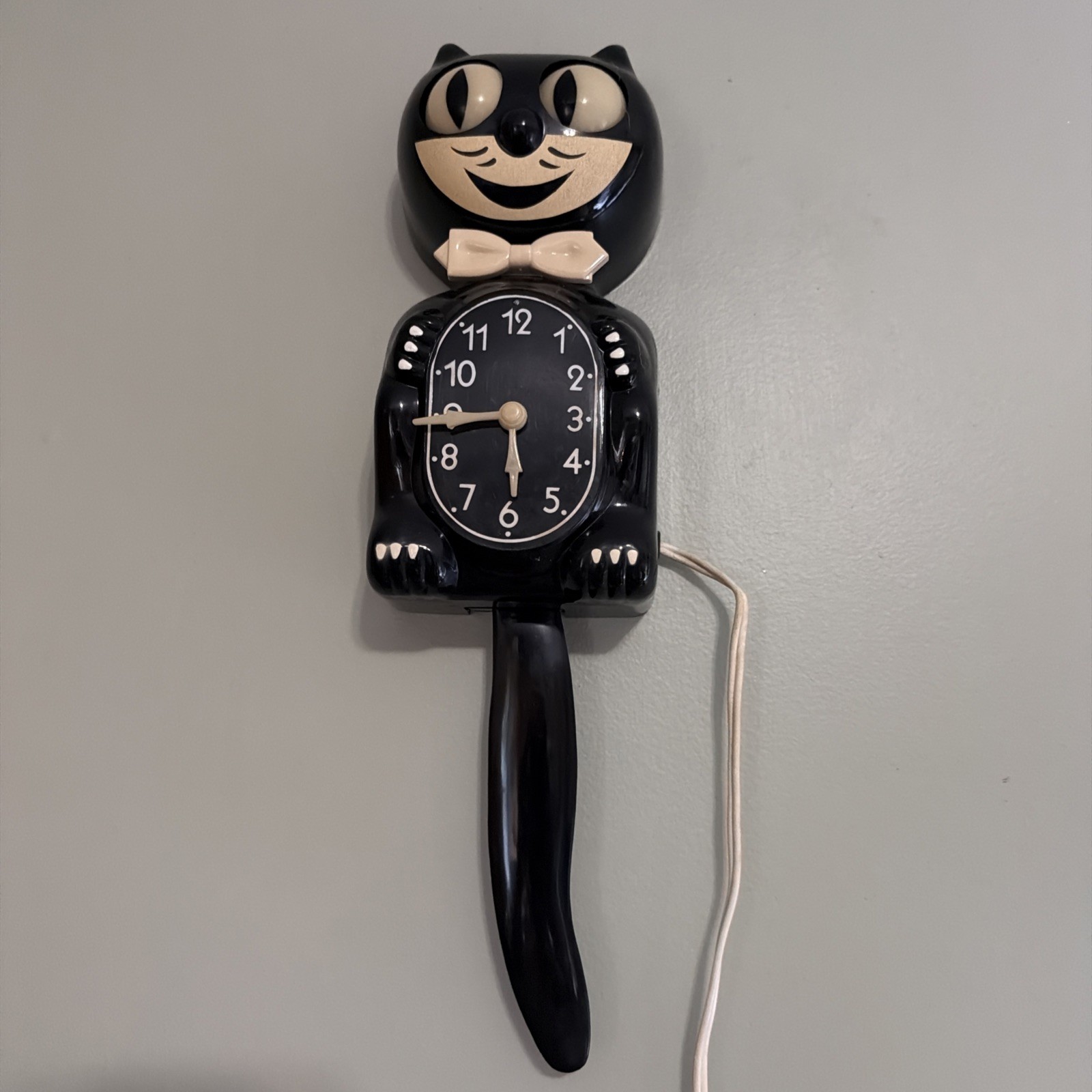Original Kit Kat Clock Original 1930’s For Sale Works Original Kit Kat Clock Original 1930’s For Sale Works