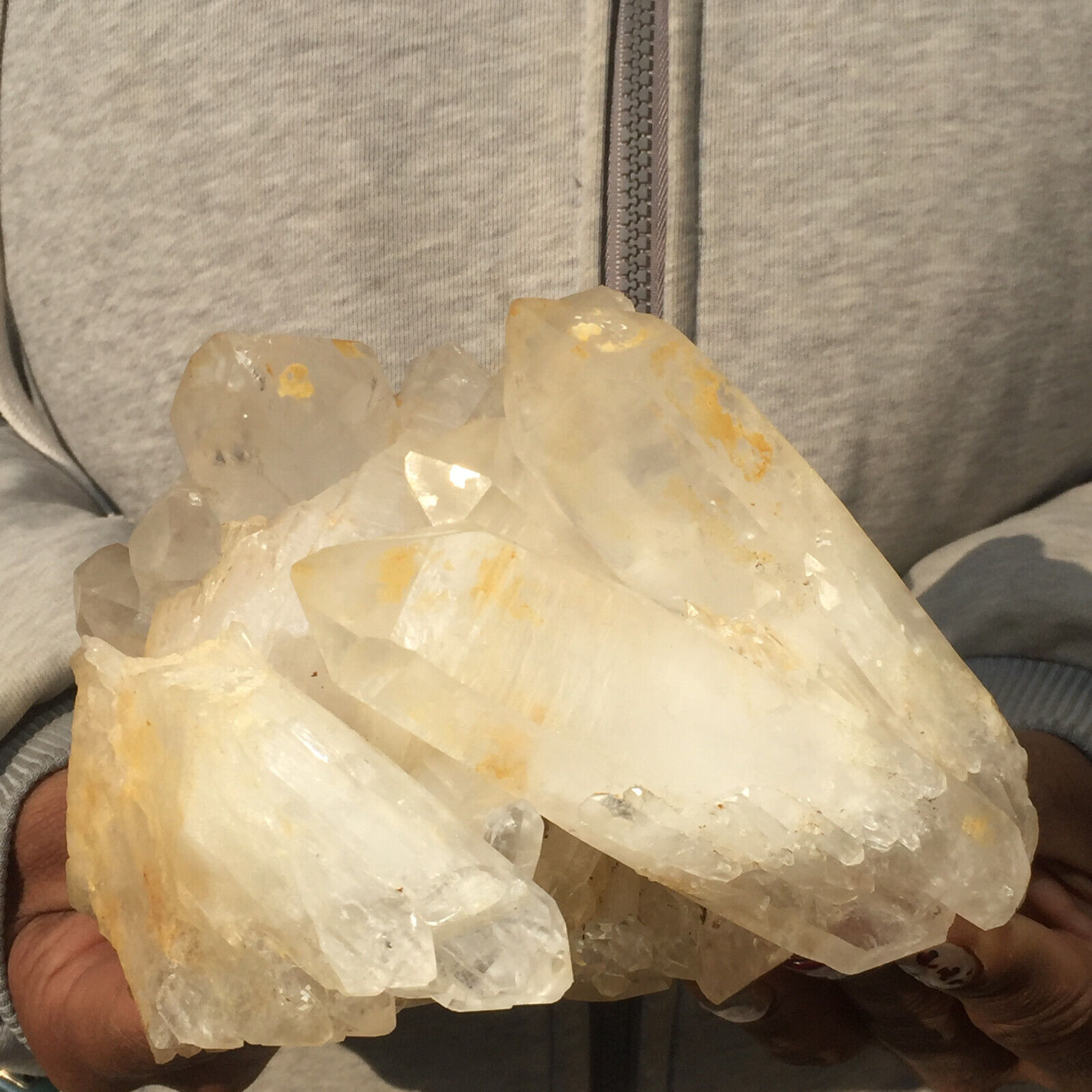1250g Large Beautiful Natural White Quartz Crystal Cluster Healing Specimen