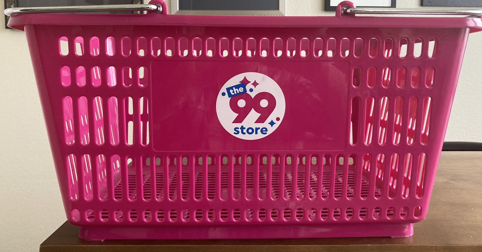 WEEKEND SALE- 99 CENTS ONLY STORES HAND BASKET- Pink 🛒- RARE WEEKEND SALE- 99 CENTS ONLY STORES HAND BASKET- Pink 🛒- RARE