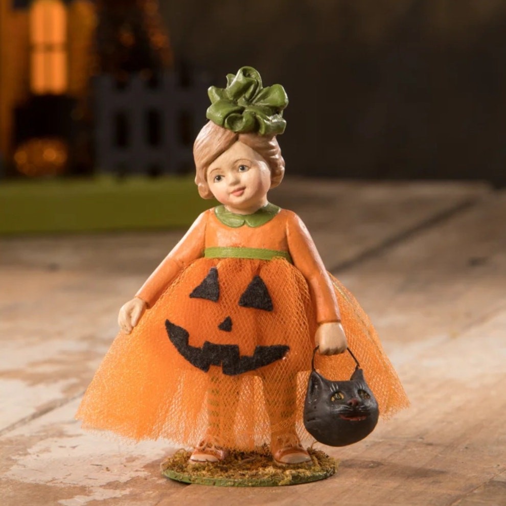  Bethany Lowe Little Pun-kin Girl Figurine in Halloween Pumpkin Costume NEW