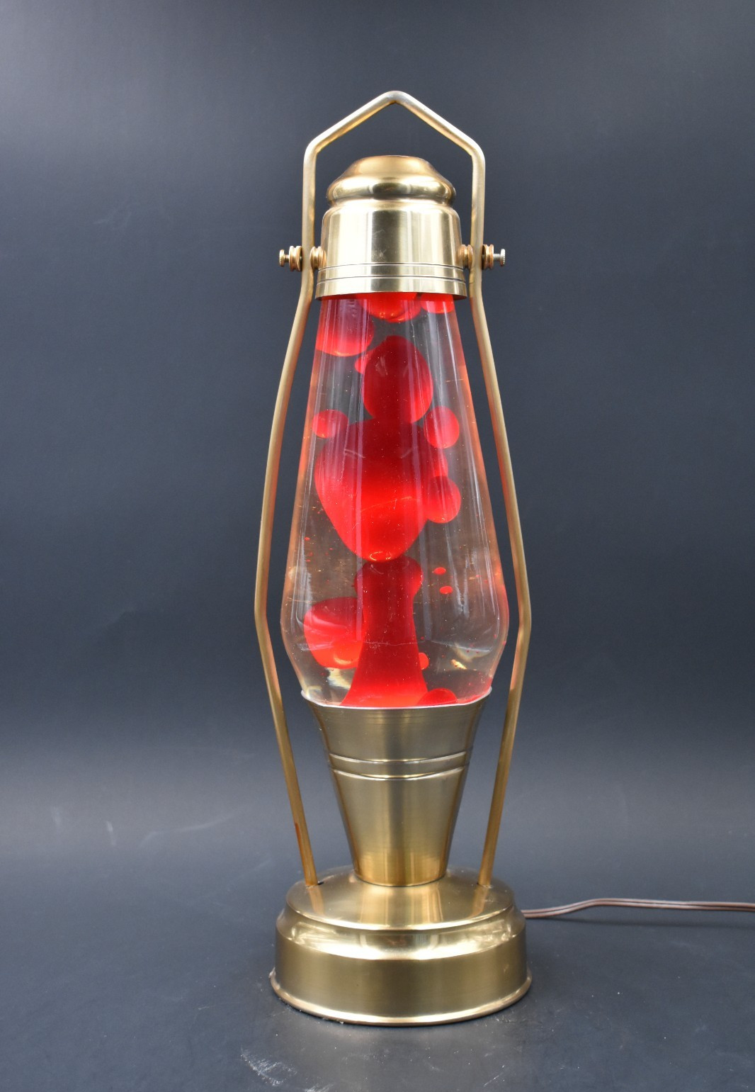 Vtg. 1970s Lava Lite Coachlite Lantern Lava Lamp Model 6000 Brass Red Wax WORKS