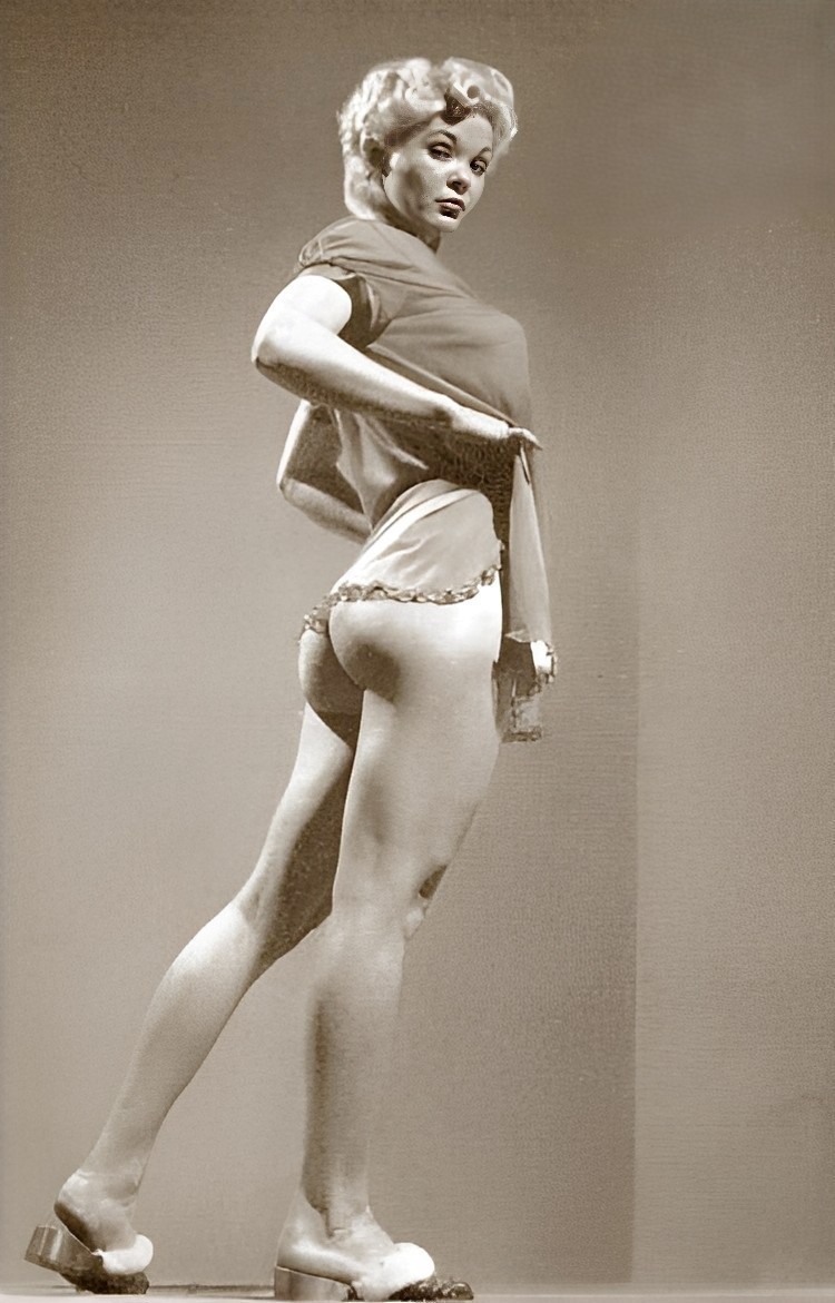 CANDY BARR #70 - 8.5x11 Vintage - follow link below for more prints